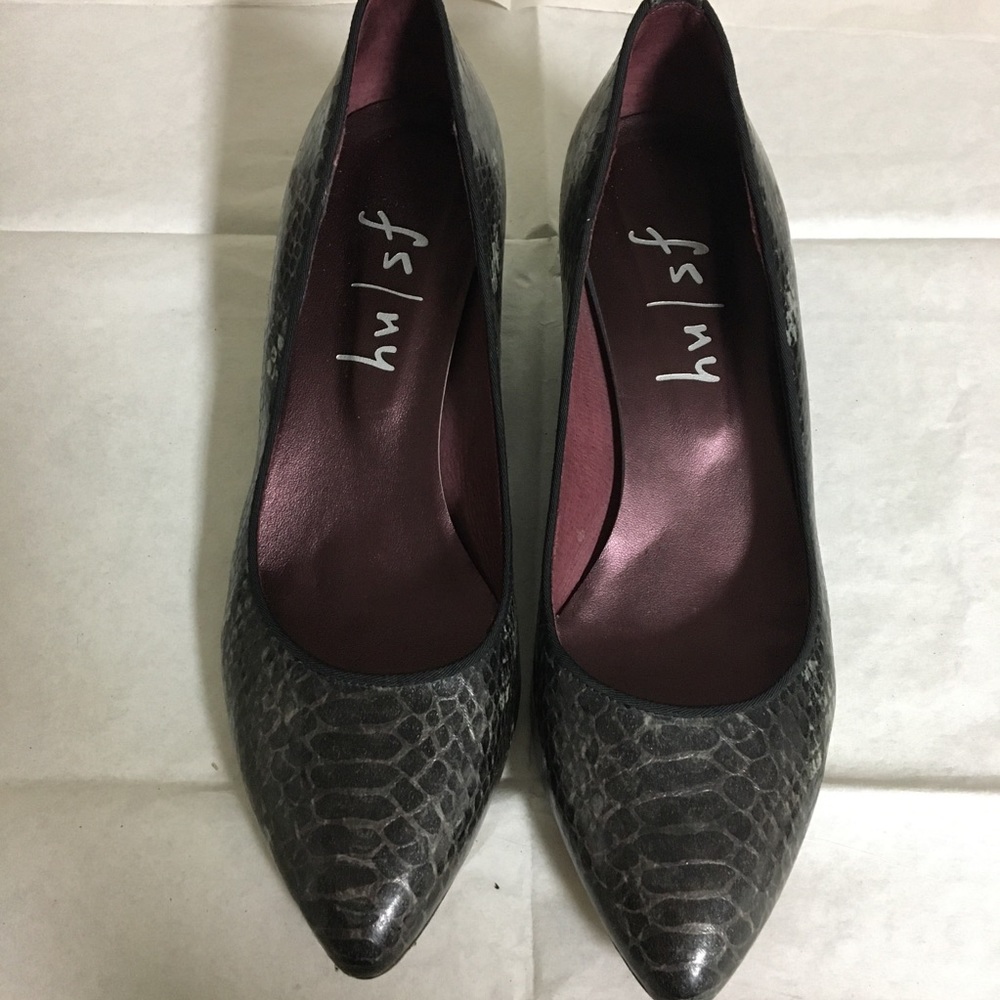 Fs/ny shoes size 8